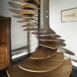 Деревянная спиральная лестница (Wooden spiral staircase) во Франции от Paul Coudamy.