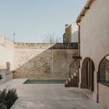 Обновление двухсотлетнего дома в Испании